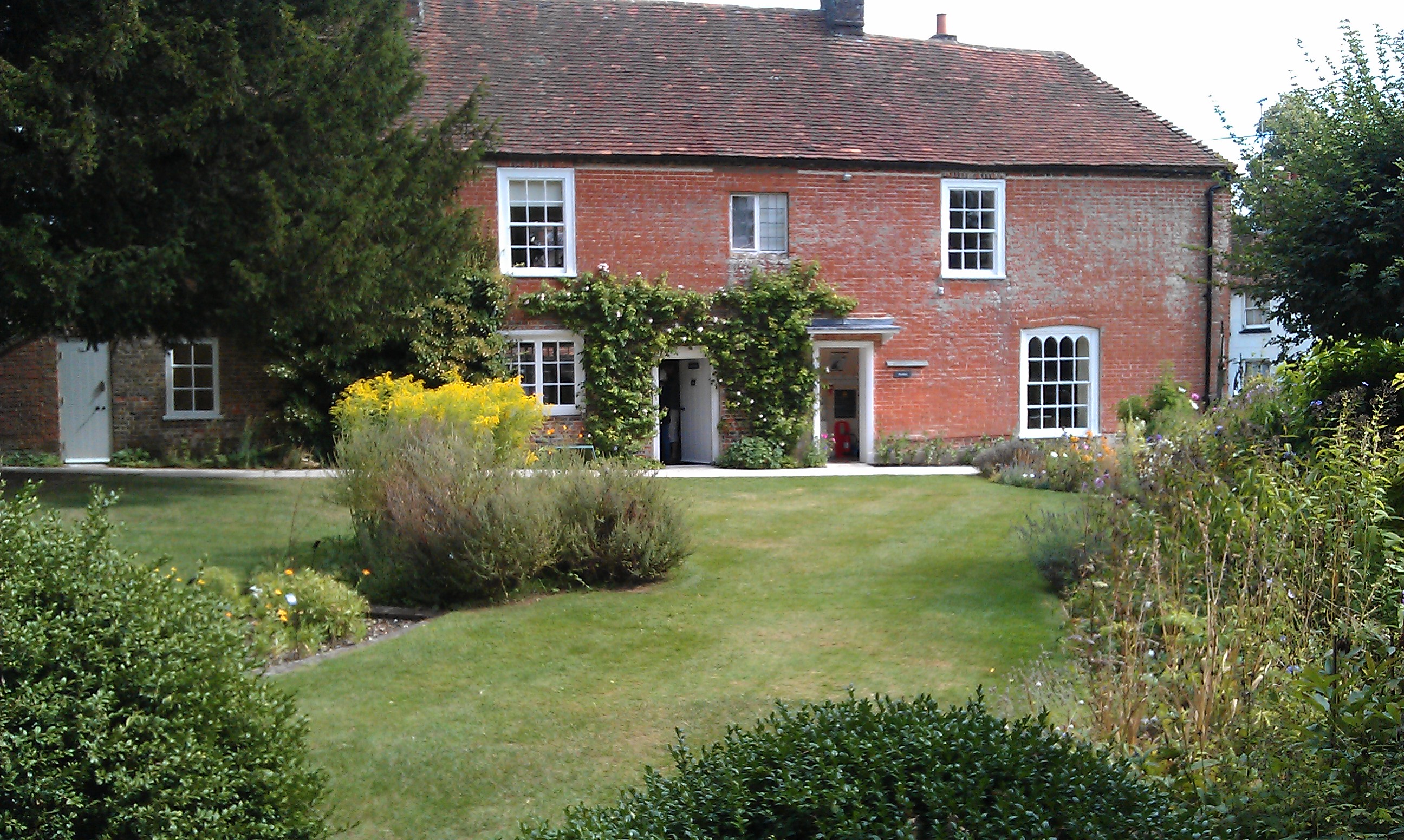 Jane Austen house Chawton 18-08-14 a.jpg