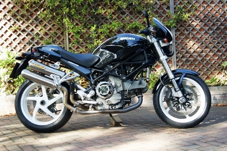 Monster S2R (460x306).jpg