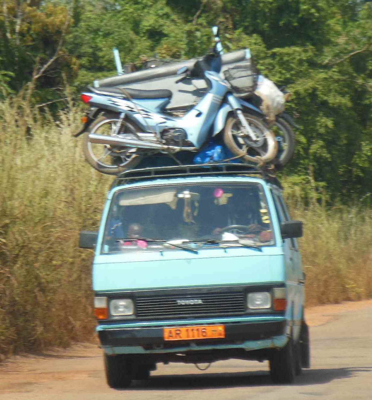 motorcyle-on-van-roof1.jpg