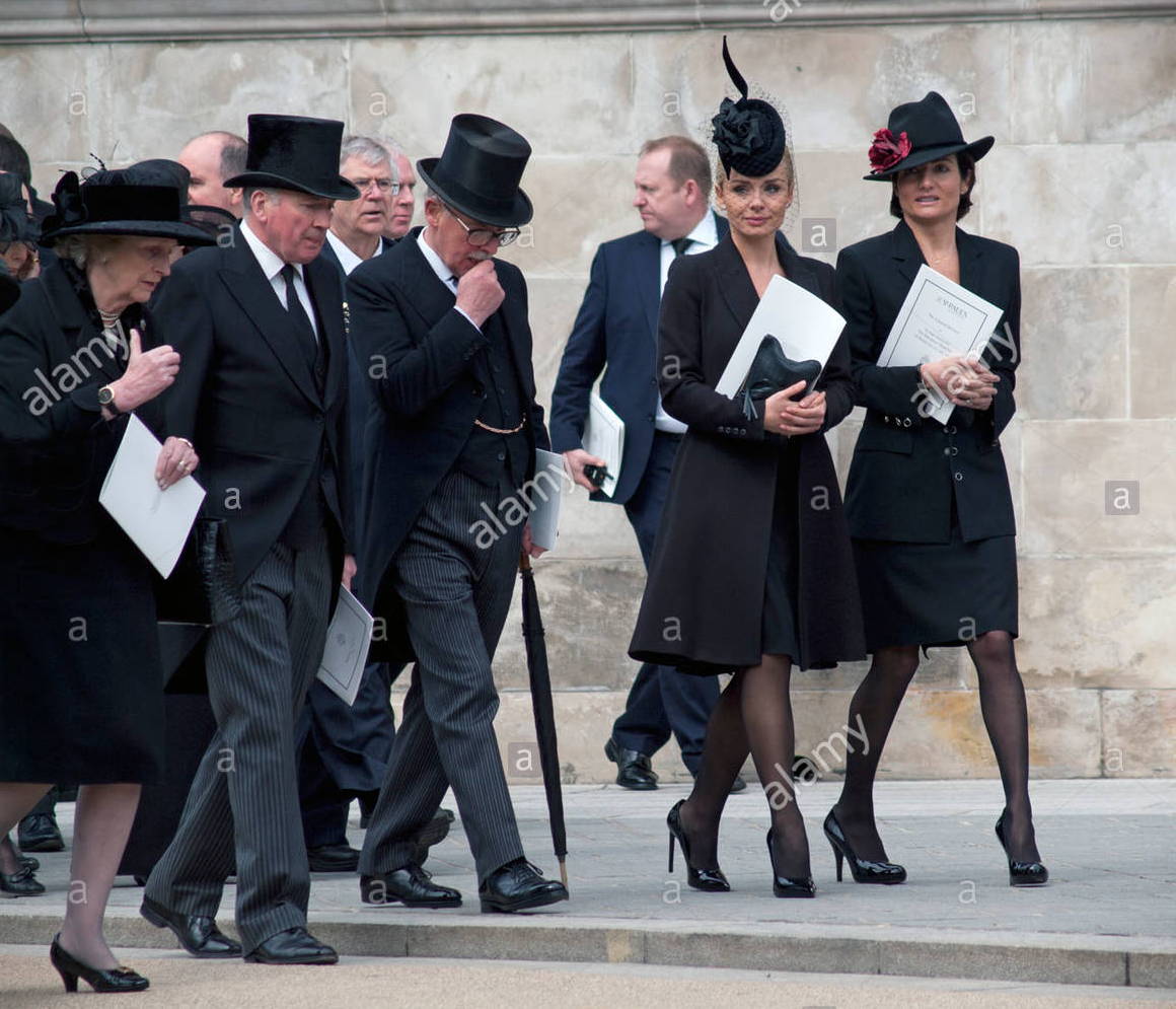 mourners-at-the-state-funeral-of-margaret-thatcher-D6PWMN.jpg