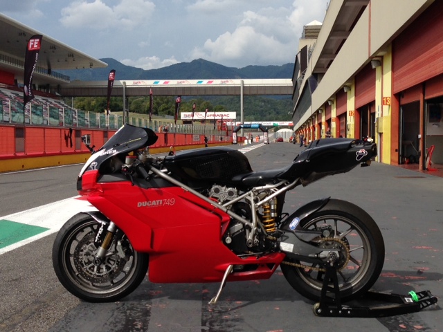 Mugello pit Aug 2014.jpeg