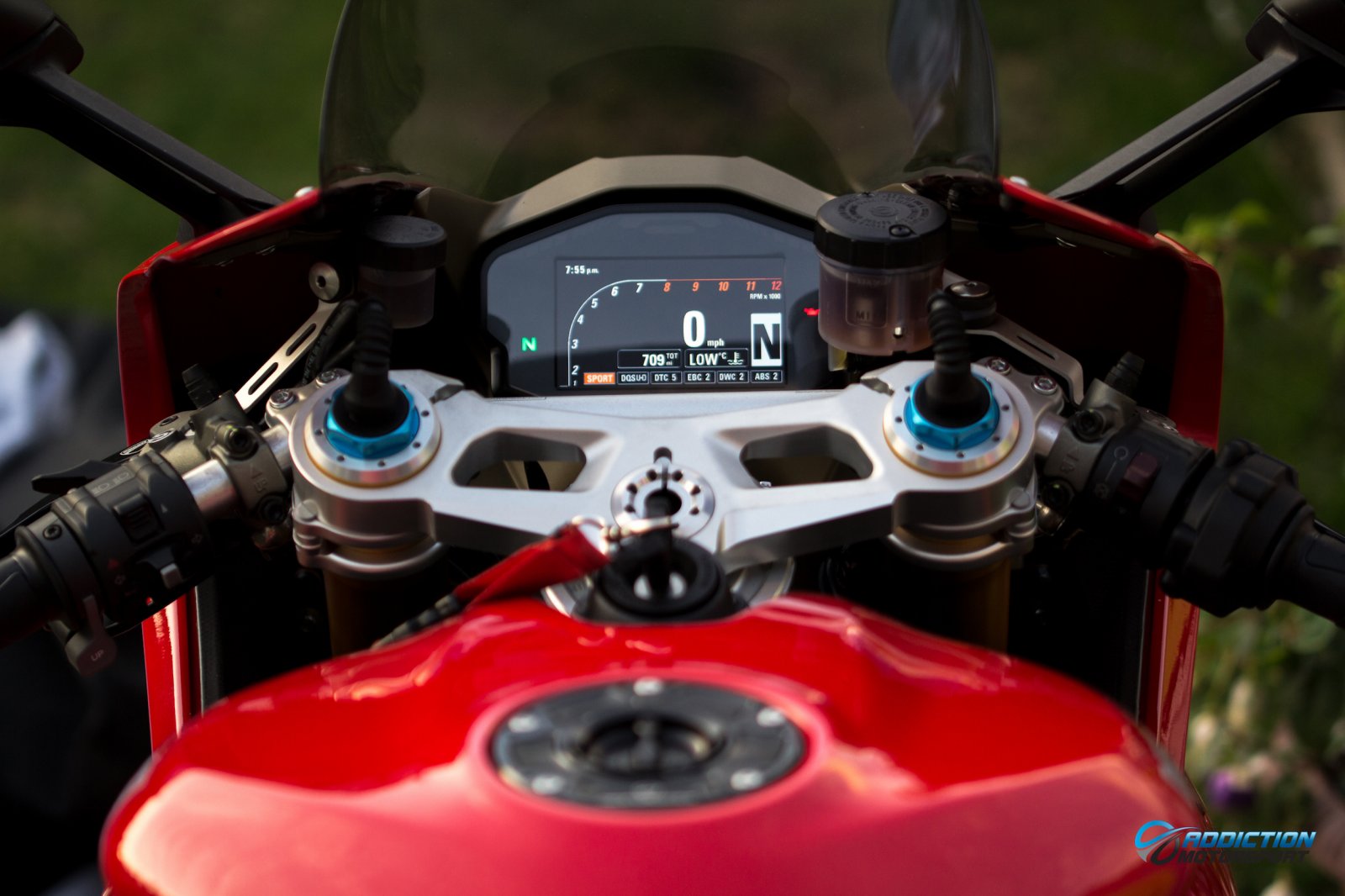 Panigale 1299s (4 of 8).jpg