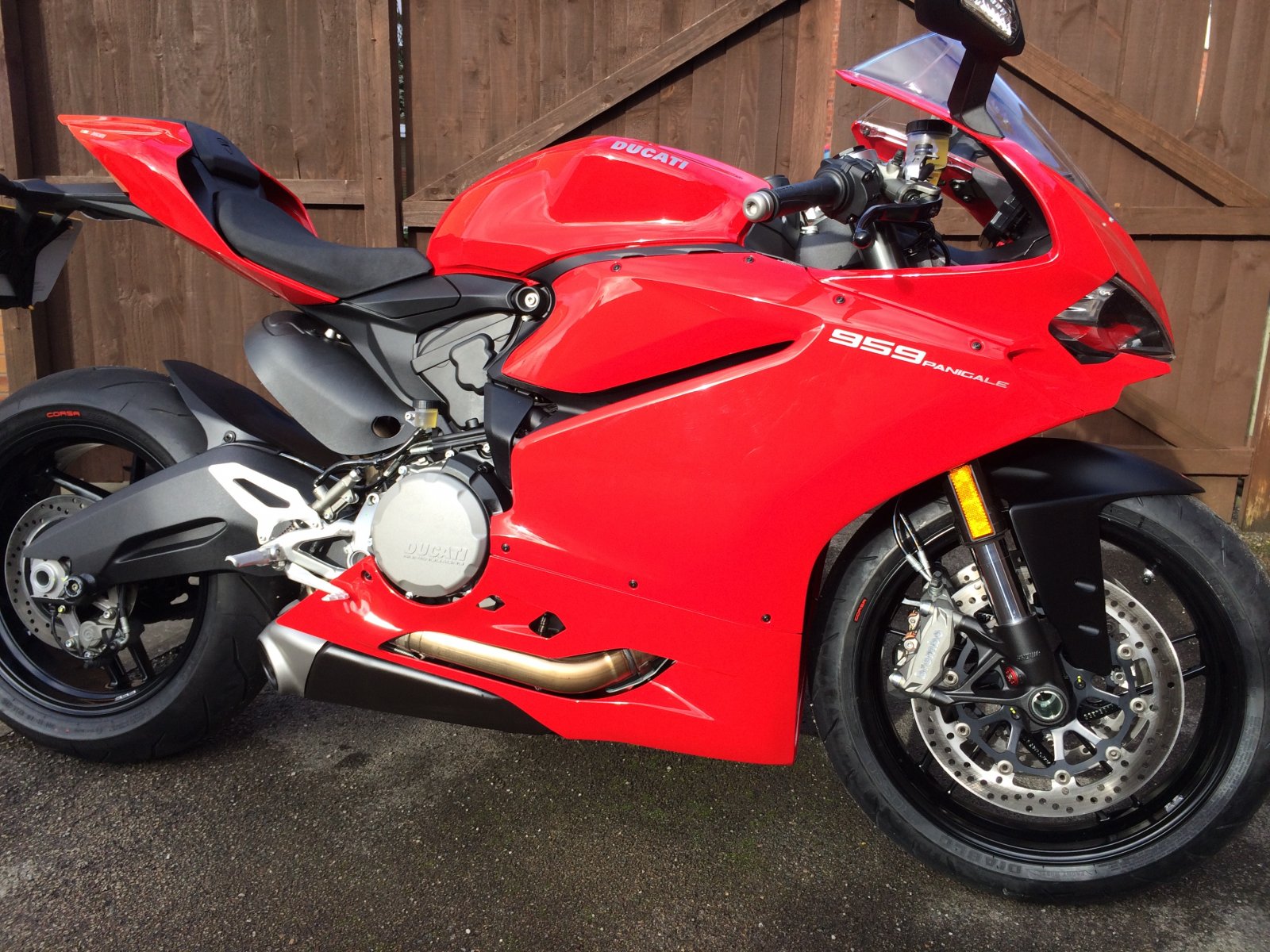 Panigale 959 Underslung.JPG