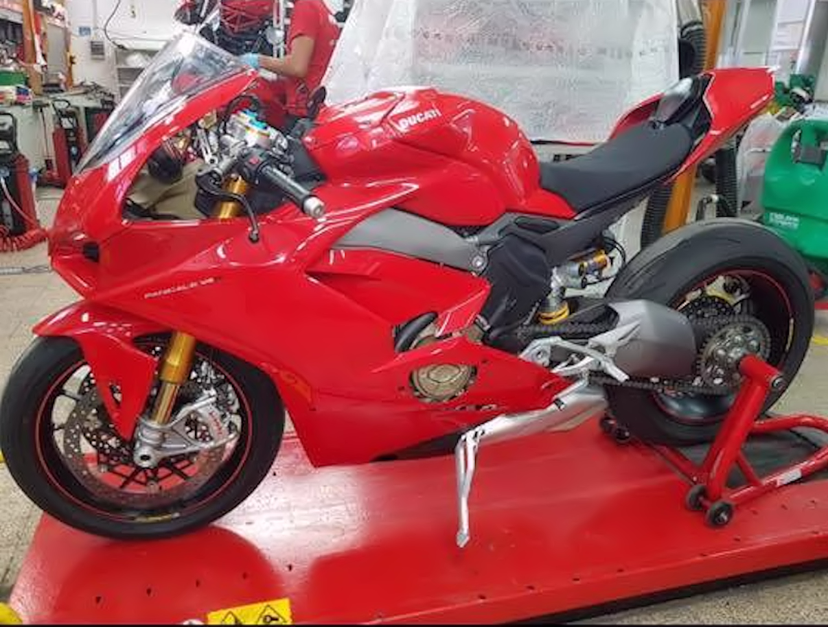 panigale v4.png