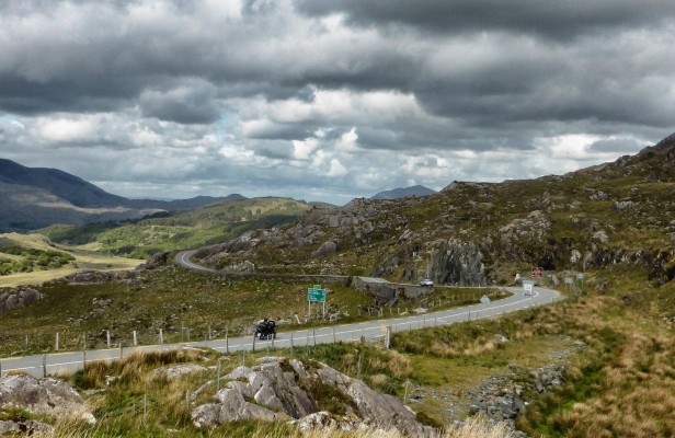 Ring-Of-Kerry-Harley-616x400.jpg