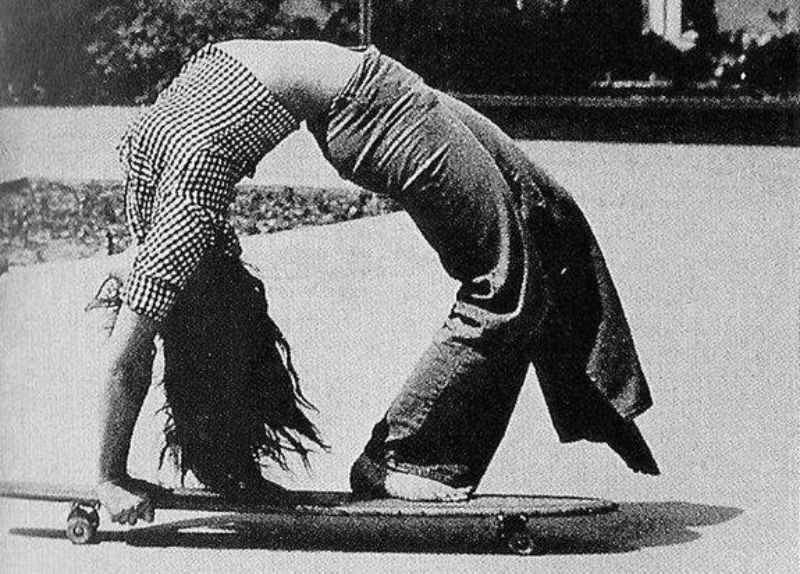 skater-girls-1970s-16.jpg