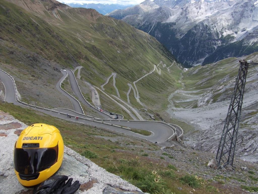 stelvio.JPG