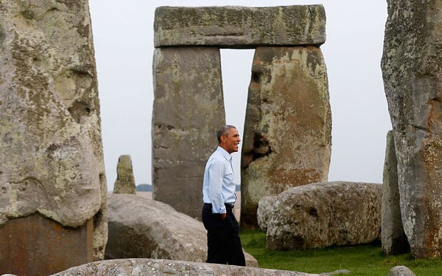 stonehenge-obama_3029129b.jpg