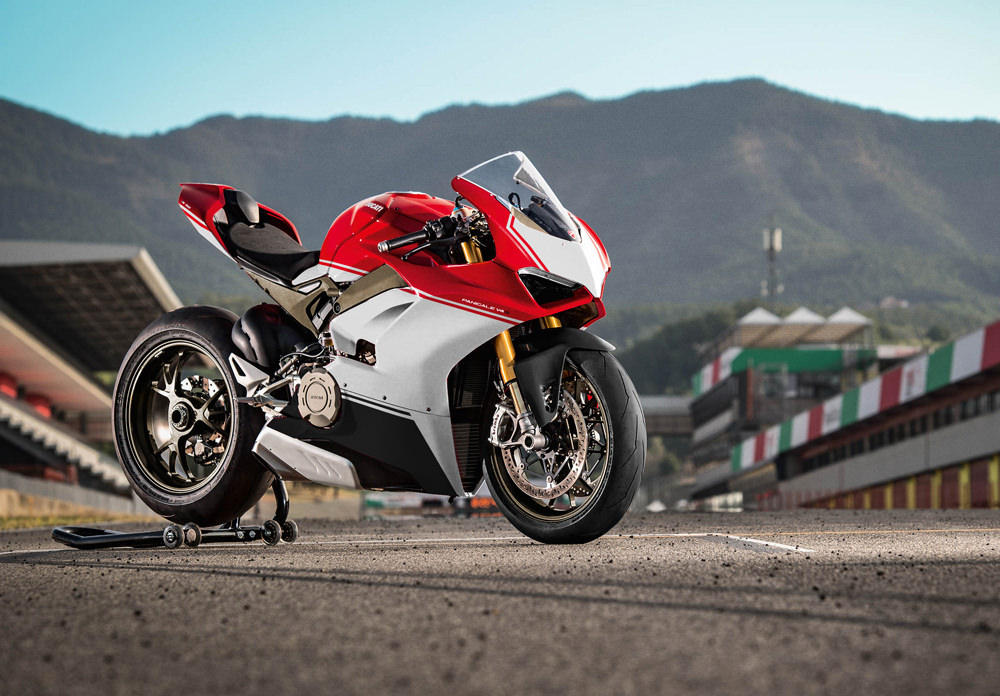 V4 - Test Ride | Ducati Forum