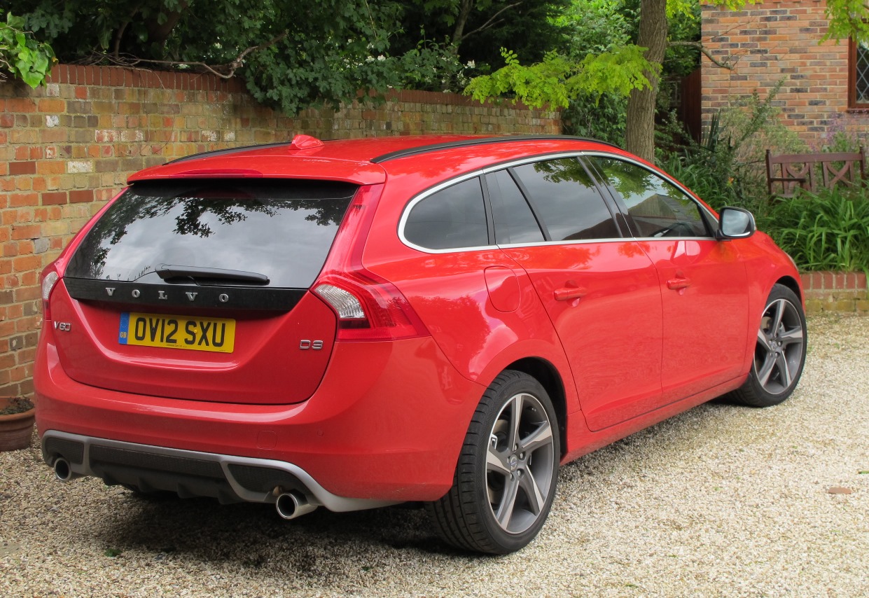 Volvo V60 back.jpg