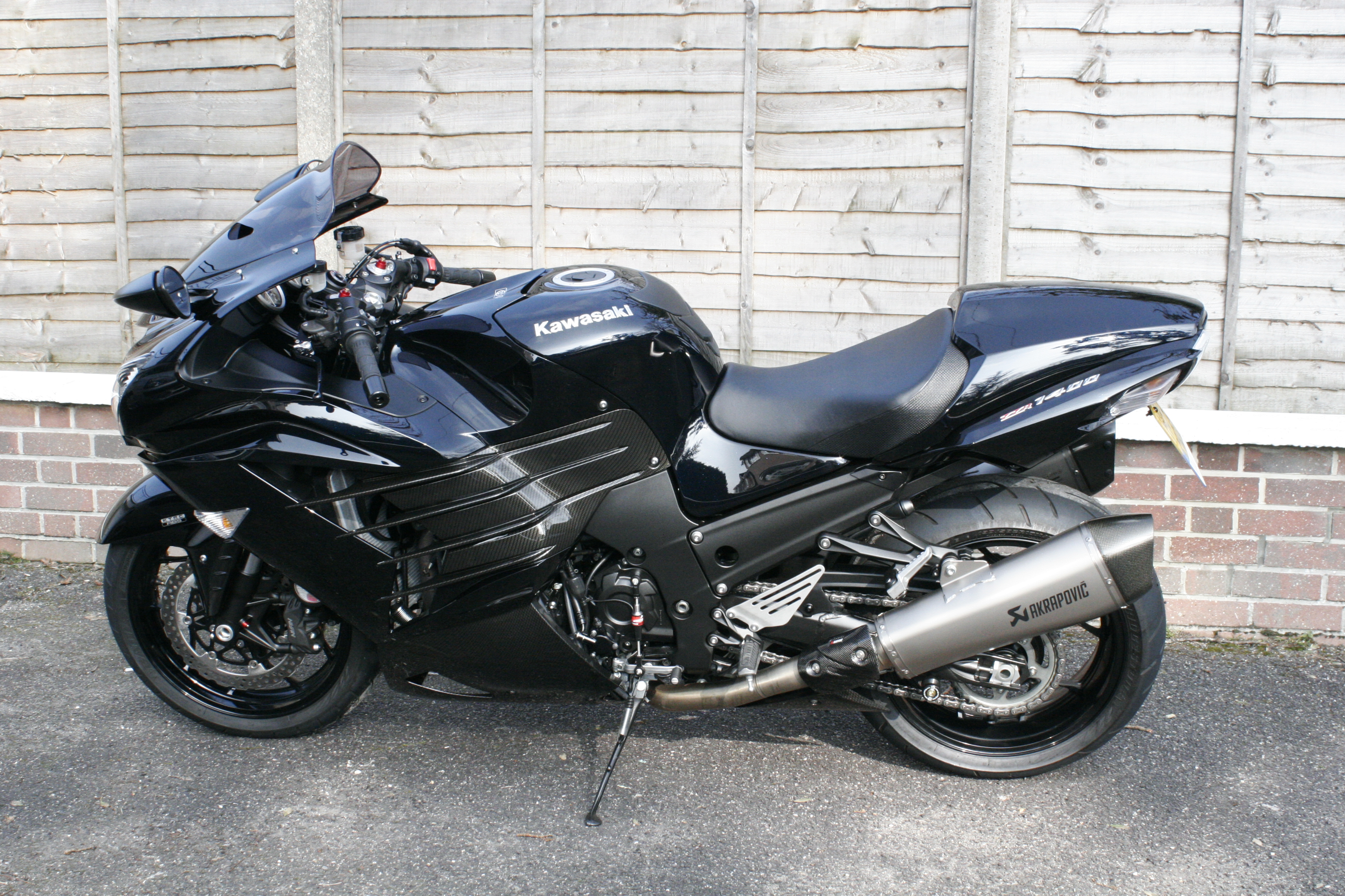 ZZR1400 3.JPG