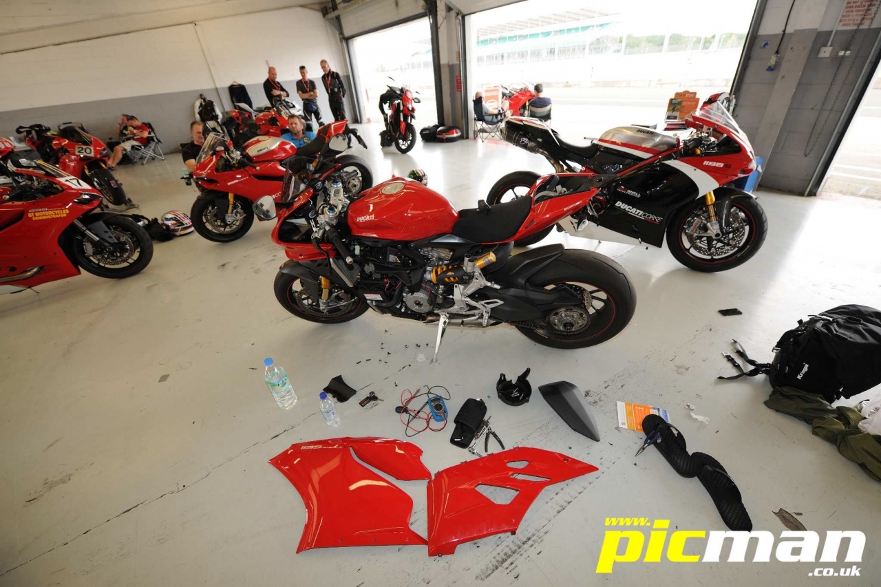 Lost a coil pack on the first lap! Fortunately Ducati HQ had a spare they gave to me.