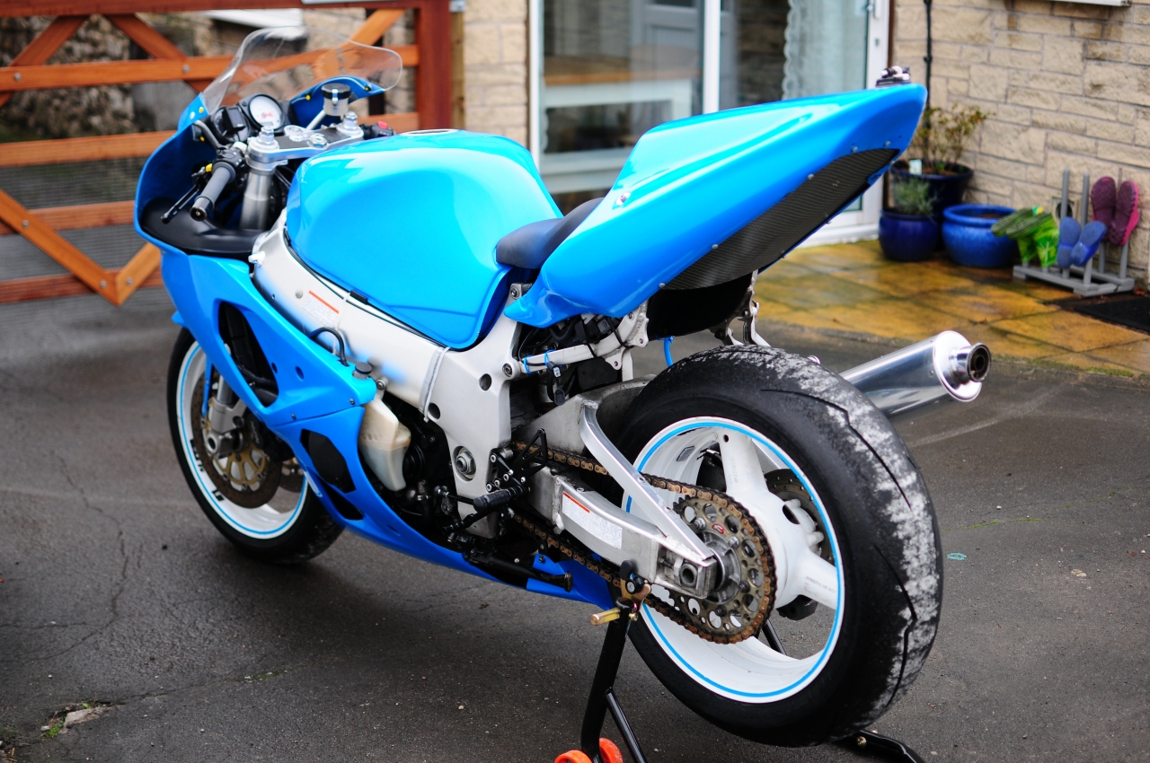 Decals removed<br />
<br />
The Rizla decals that came on the bike were faded and generally...