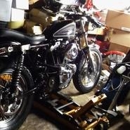 Hot sportster with .060 over pistons, thin head gaskets, stainless valves, ported, S&amp;S carb,...