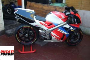 Honda rvf