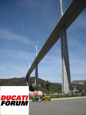 Obligatory Millau pic.