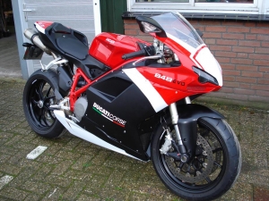 Ducati 848