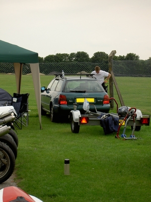 04-07-2011 No Limits Trackday Cadwell Park