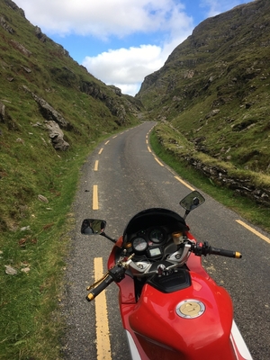 Ballaghbeama Gap approach