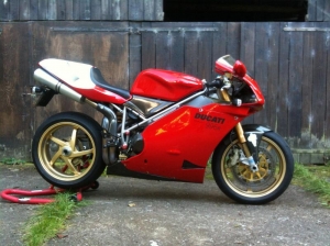 ducati 996r