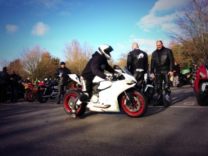 2013 12 08 up at boxhill for a coffee with friends