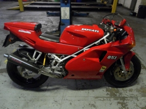 Ducati 851-4