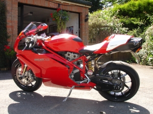 Ducati 749s