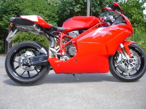 Ducati 749s