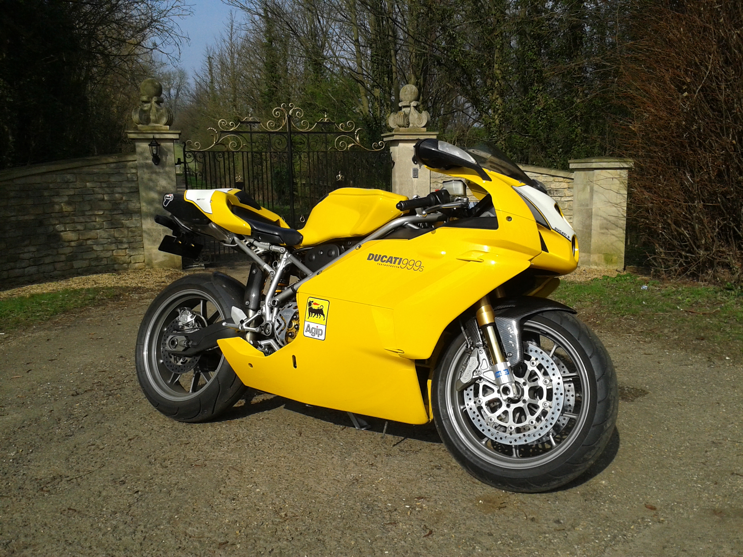 yellow 999S mono...and other exotica!