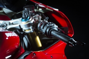 7-1299PanigaleS_accessoriesed_30