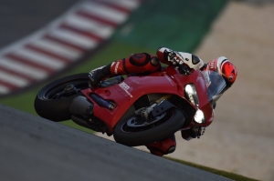 33-1299PanigaleS_KitPerformance_09