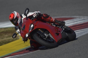 38-1299PanigaleS_Portimao_35