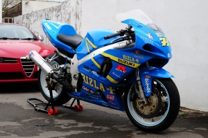 GSXR 750 Track Bike