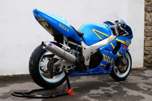 GSXR 750 Track Bike